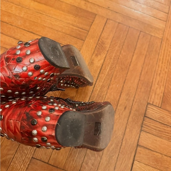 Free people chasing cowboys snakeskin red studded gem western ankle boot 39 - Picture 8 of 8
